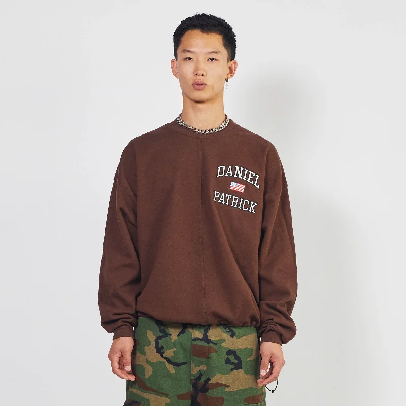 USA sweatshirt / brown