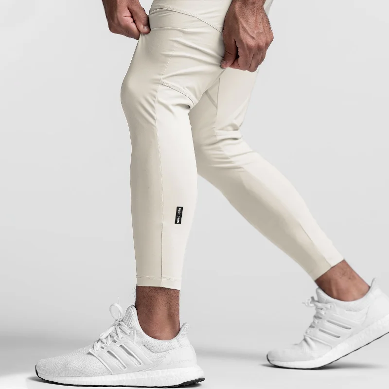 0495. TETRA-LITE™ Hybrid Jogger - Ivory Cream