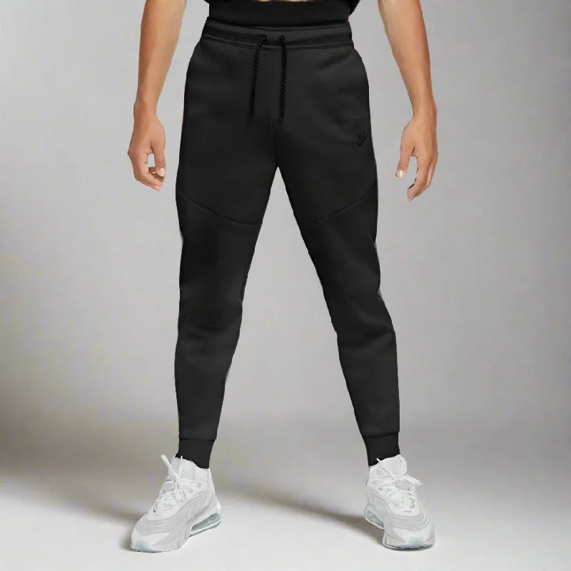 Mens Sportswear Tech Fleece Joggers 22 - Black