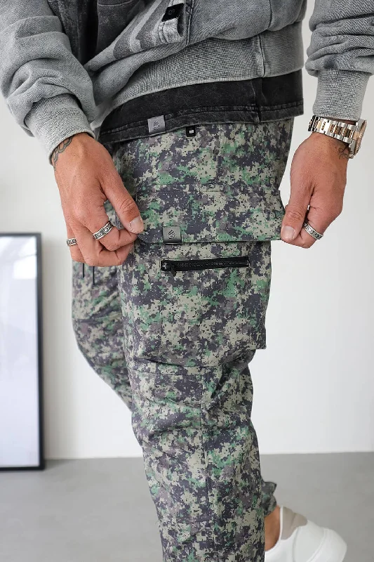 Raptor Cargo Pants - Digital Camo