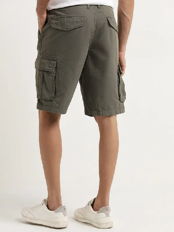 WES Casuals Olive Relaxed-Fit Mid-Rise Cotton Shorts